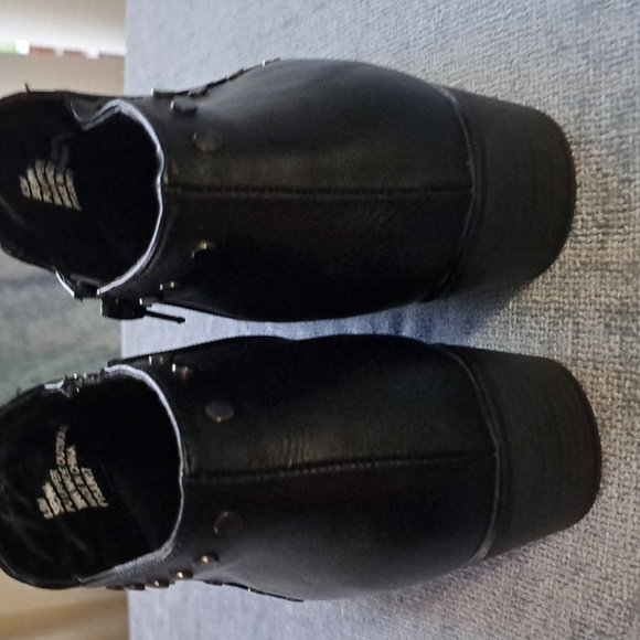 Portland Boot Company Black Ankle Boot with silver studs. 8 1/2. Block heel. - Picture 3 of 5